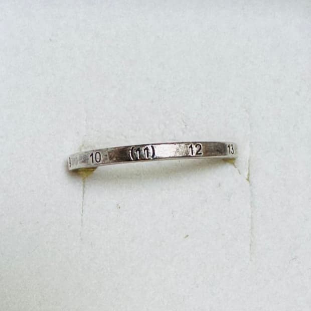 메종마르지엘라 뉴메리컬 슬림링