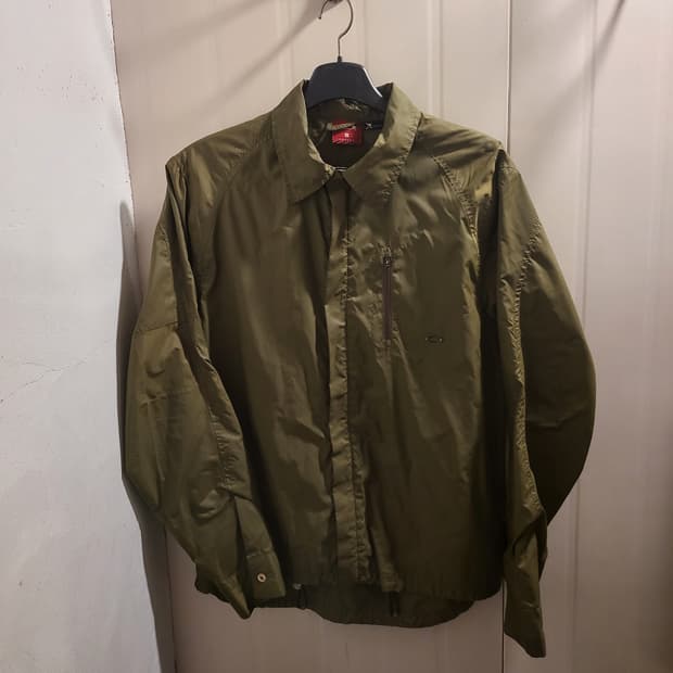 [s]오클리  메탈로고 셔츠 바람막이