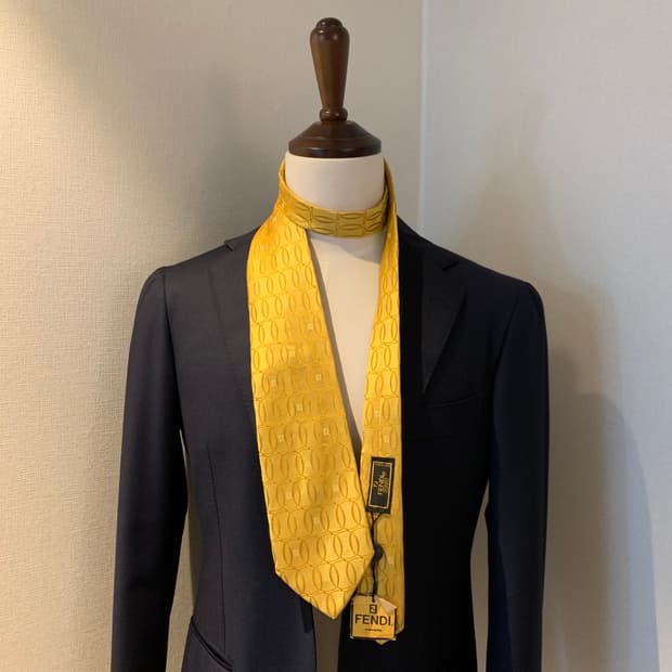 펜디(FENDI) 미사용품 명품넥타이 택 달린 S등급 100실크