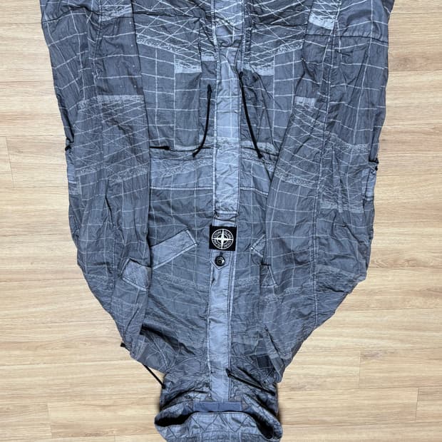 스톤아일랜드 리플렉티브 바람막이