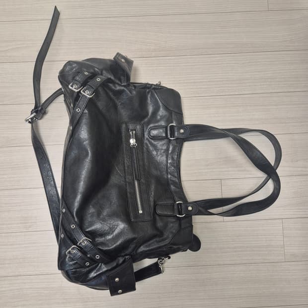 다이닛 STUD POCKET BIG BAG IN BLACK