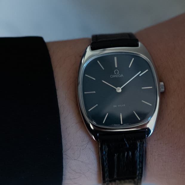 오메가 엘립스 쿠션형 네이비 빈티지 수동 시계