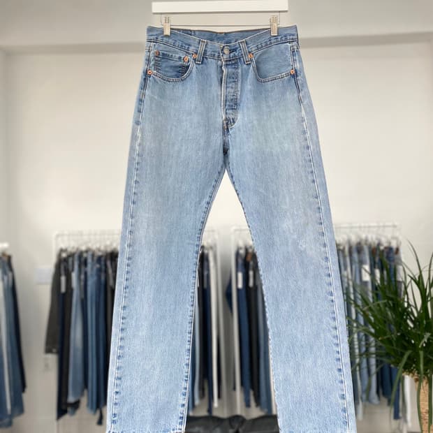 리바이스501 Straight Fit 00s 30사이즈 a5325