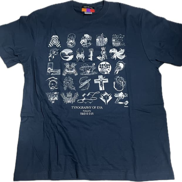 에반게리온 타이포 티셔츠 네이비 L