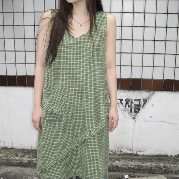 올리브 레이어링 체크 드레스