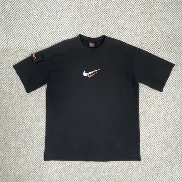 나이키 블랙 스우시 반팔 티셔츠 XL