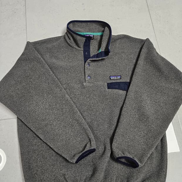 파타고니아 신칠라m 니켈네이비