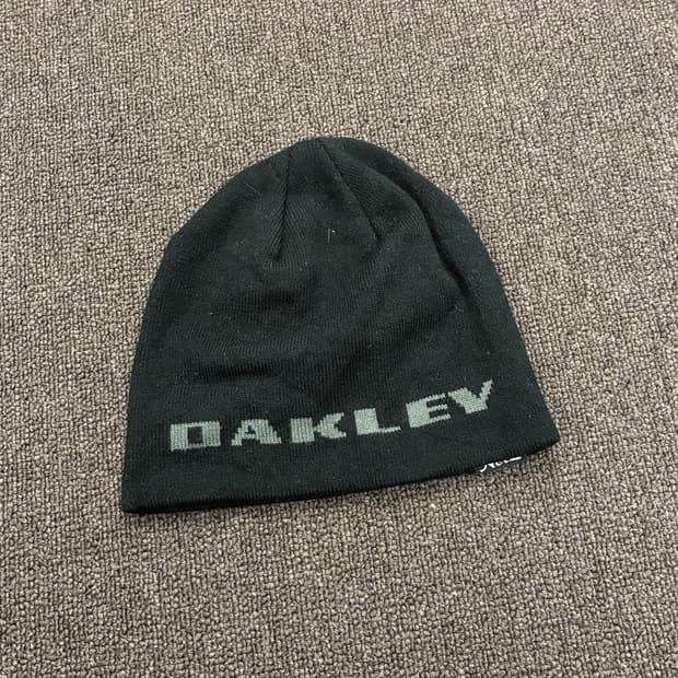 OAKLEY 빈티지 로고 포인트 검정 비니