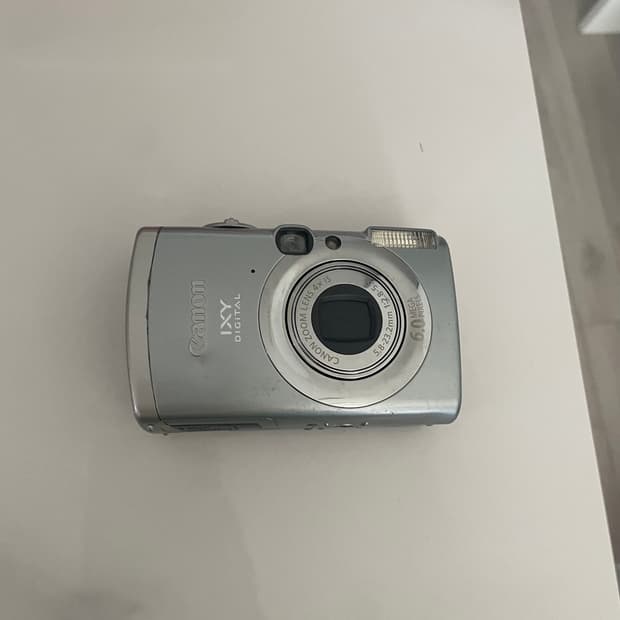 캐논익시800