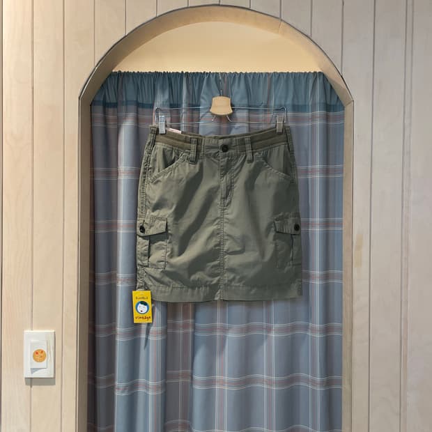 에드윈 썸띵 y2k 카고스커트