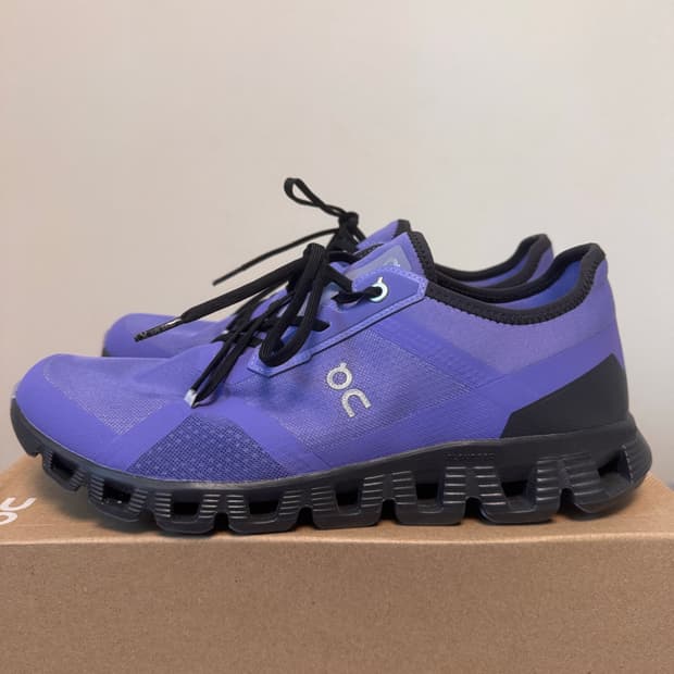 온 러닝 클라우드 X 3 AD 블루베리 블랙