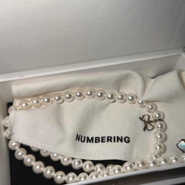 넘버링 진주 목걸이