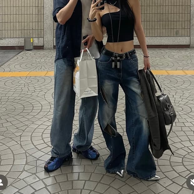 [인플루언서 보배님 착용] [원가_198,000원] 딜레탕티즘 데님 팬츠