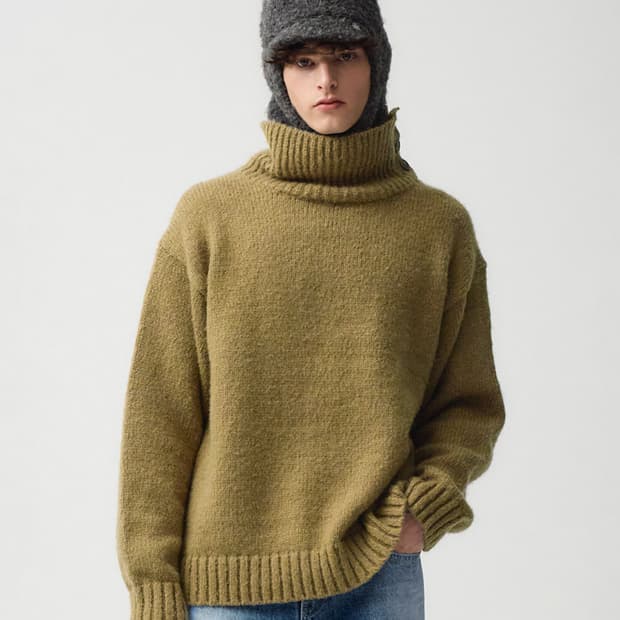 Marithe Knit Button-up Turtleneck