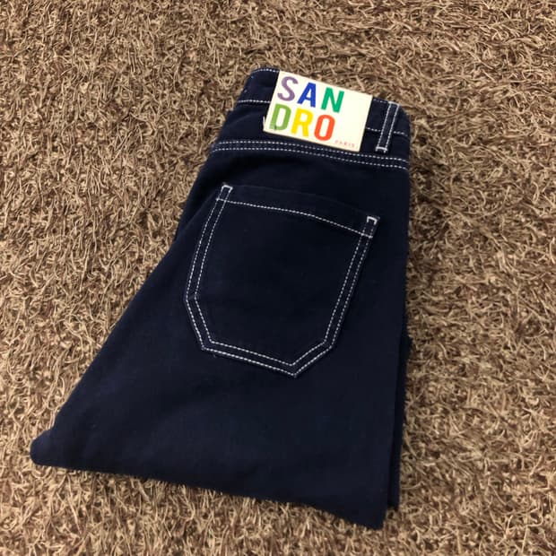 산드로 스티치 셀레스틴 슬림핏 데님 팬츠