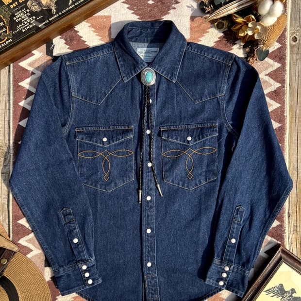 오콘쿼 웨스턴 데님 셔츠(western denim shirt)