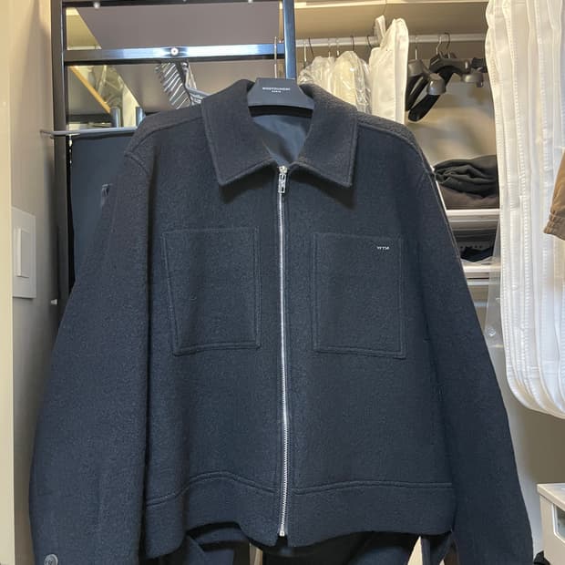 우영미 24fw 벨티드 울 자켓 48사이즈