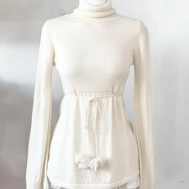 크림아이보리 골지 히메갸루 폼폼이 니트