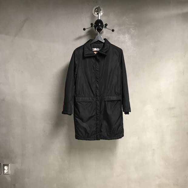 프라다 블랙 코트 38(W)