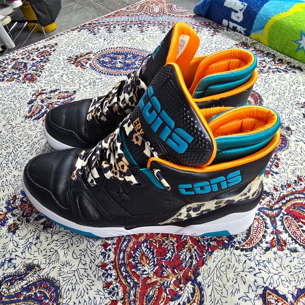 컨버스 ERX 260 애니멀 블랙 하이탑 (1581)