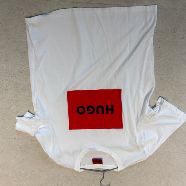 휴고보스 BOSS 반팔티 L 사이즈 총 두장