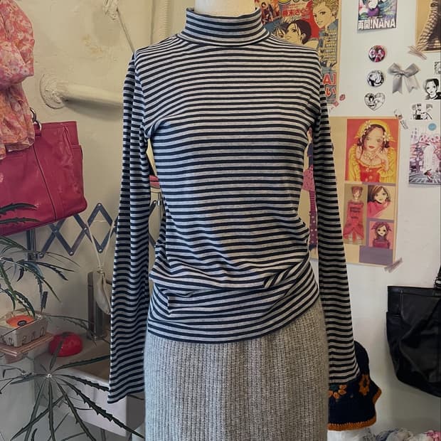 스트라이프 터틀넥 티 [무배]