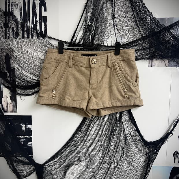 CECIL MCBEE 갸루 지퍼 디테일 반바지