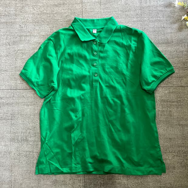 Uniqlo 유니클로 올드스쿨아메카지 반팔카라티셔츠 그린