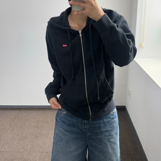 Levis 리바이스 스몰로고 블랙 후드집업 