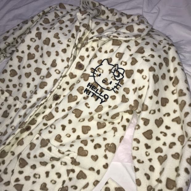 키티 호피무늬 잠옷 상의