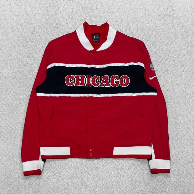 나이키 x NBA 시카고불스 바람막이 자켓