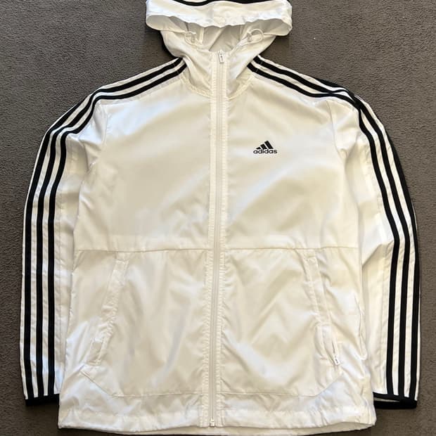 아디다스 삼선 윈드 바람막이 처분 