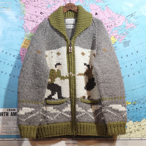 부기홀리데이 X Granted 캐나다 스웨터