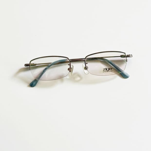 ZIGO 반무테 스퀘어 메탈 프레임 빈티지 안경