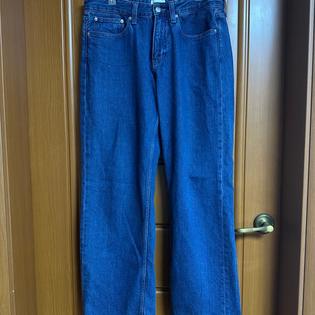 Calvin Klein Baggy Denim Jeans (30 size)