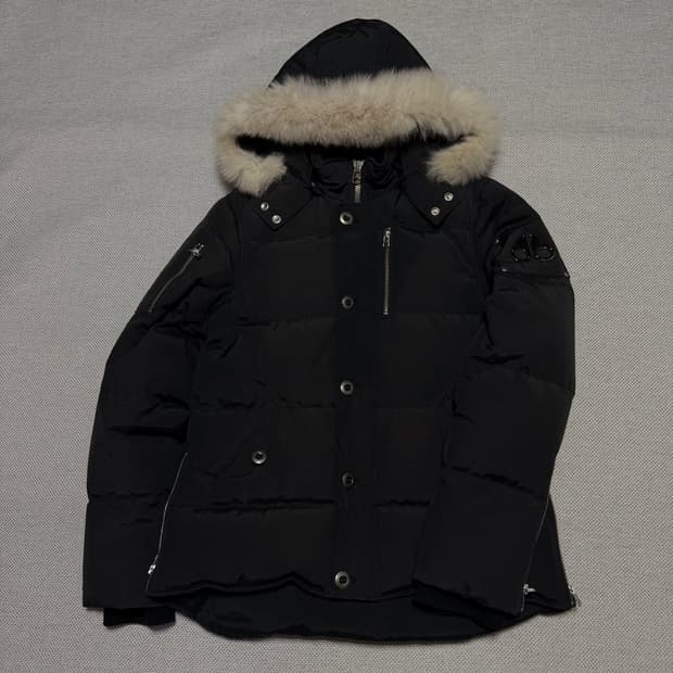 무스너클 쓰리쿼터 퍼 후드 패딩 자켓