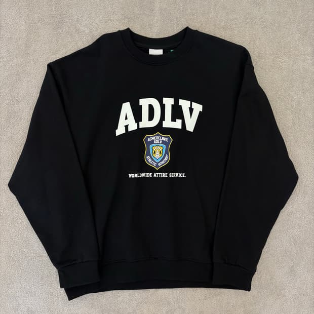 아크메데라비 맨투맨