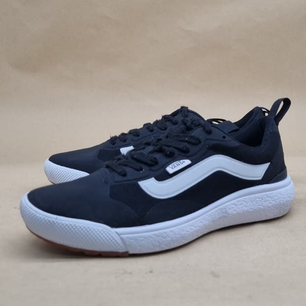 반스 울트라레인지 스니커즈230