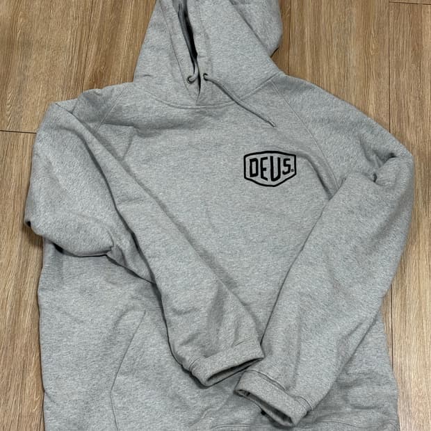 데우스 후드티