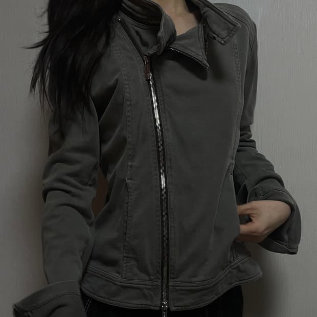 ARMANI JEANS 3way 지퍼 탑