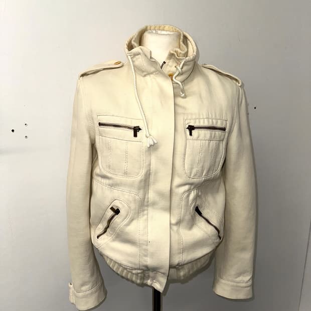 seebychloe 끌로에 y2k 포켓 야상 아이보리(안감탈부착)