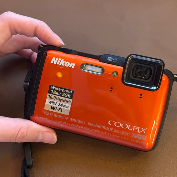 니콘 coolpix aw120 (aw100)