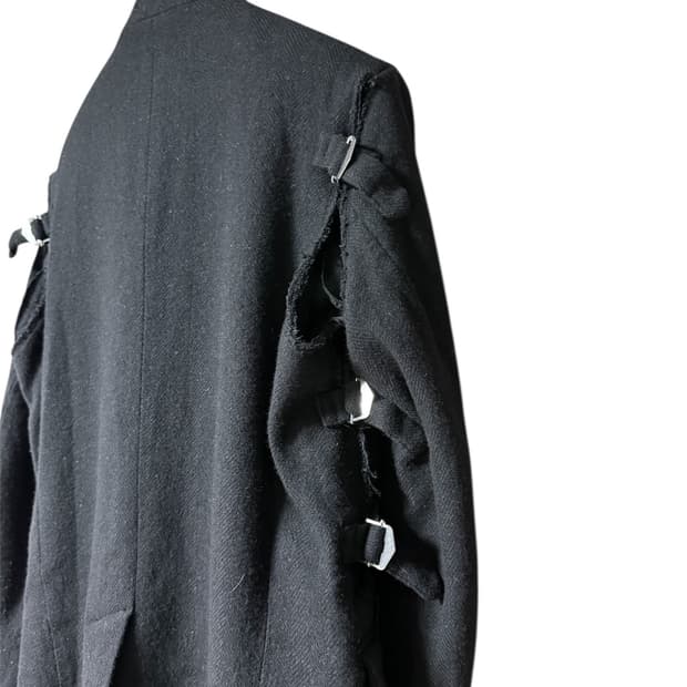 꼼데가르송 블랙 울 버틀 디테일 자킷