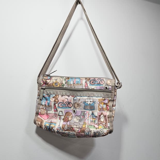 레스포삭(Lesportsac) 일러스트 프린팅 미니 숄더 겸 크로스백 