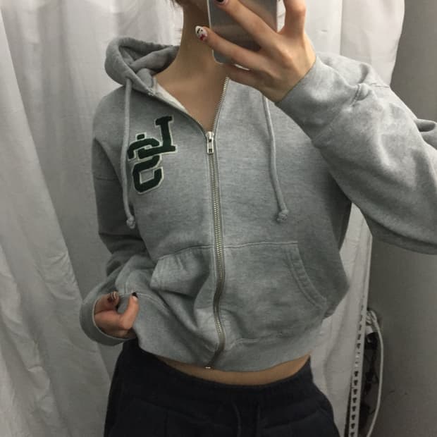 Levi’s 리바이스 크롭 기모 후드집업