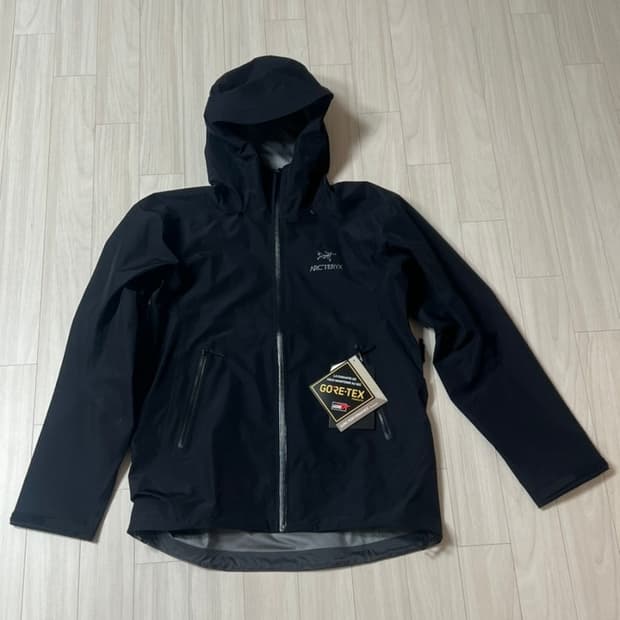 아크테릭스 베타 lt 블랙 바람막이 M