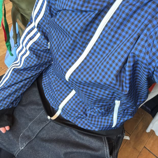 아디다스 체크 져지