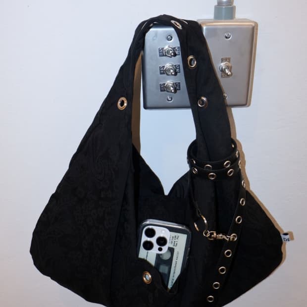 뎁크 DEPC EYELET JACQUARD BAG