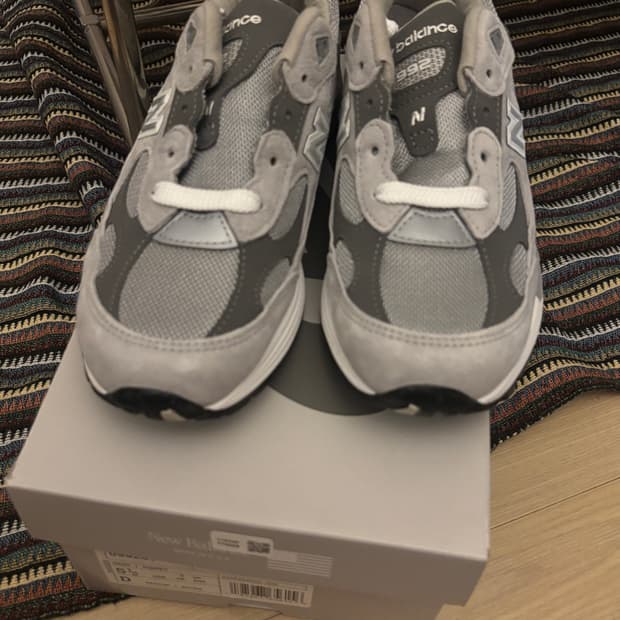 뉴발란스 992GY 클래식 그레이 255 (Made in USA)