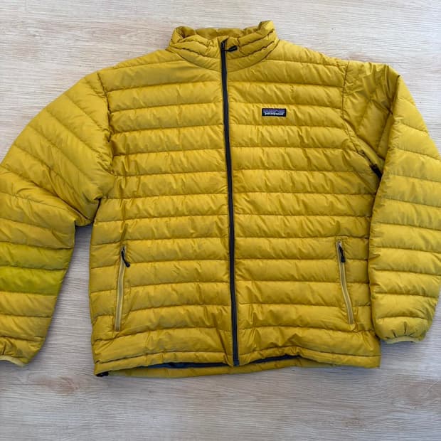 파타고니아 멘즈 경량패딩 옐로우